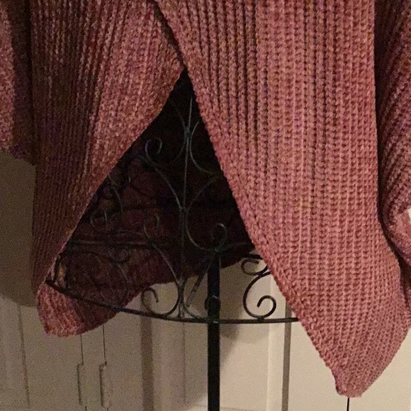 Sweater - Picture 2 of 4